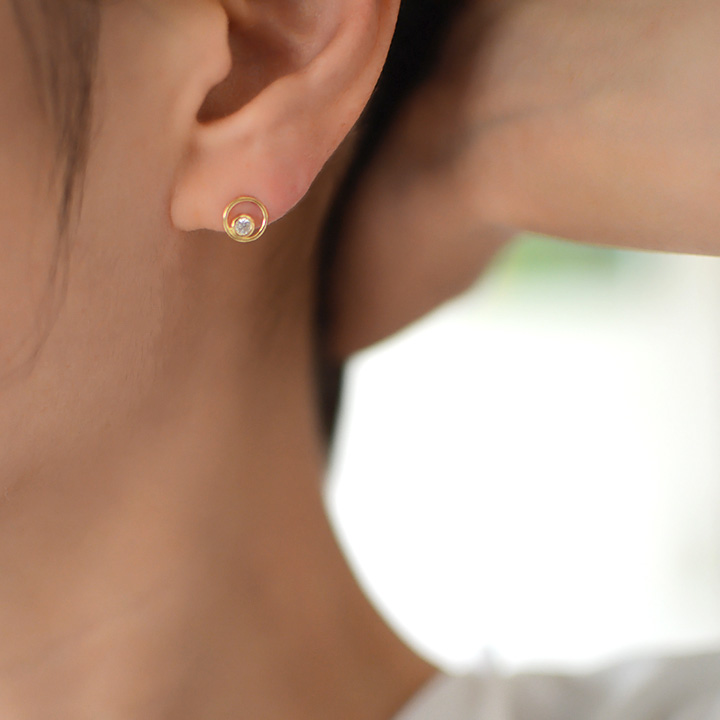 umu -アム- FINE JEWELRY STUIDIOK18 ダイヤモンド 0.2ct スタッドピアス 「moon」pi0187_8.jpg