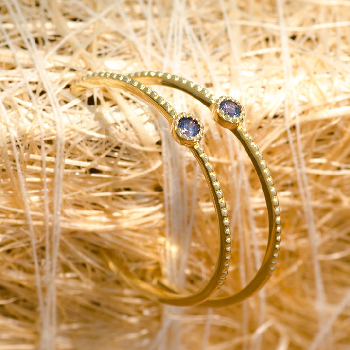 umu -アム- FINE JEWELRY STUIDIOK18 カラーチェンジガーネット スタッドピアス 「semino」pi0190_kanban2.jpg