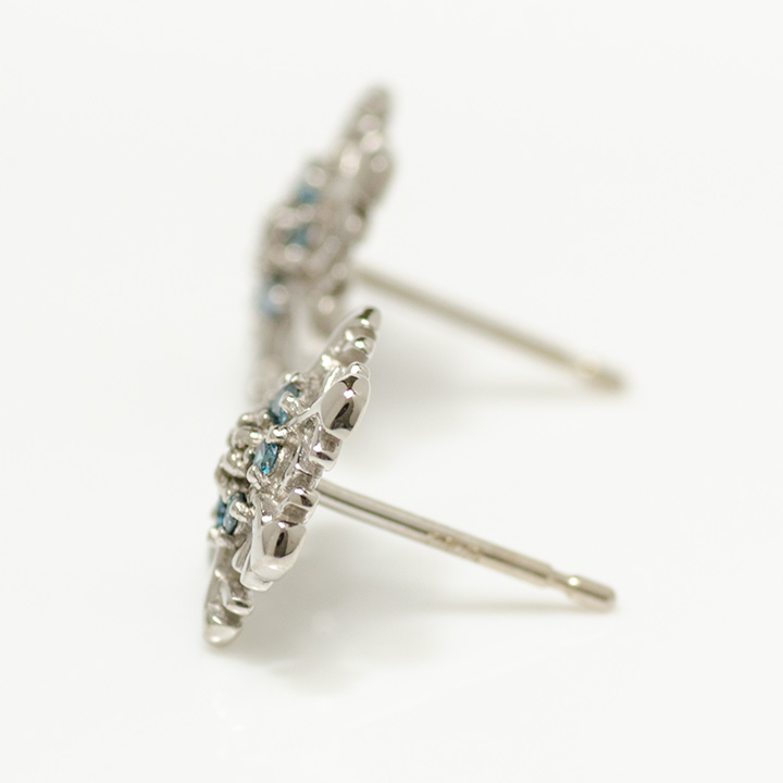 umu -アム- FINE JEWELRY STUIDIOK18 ブルーダイヤモンド ダイヤモンド スノーモチーフ スタッドピアスpi0191_s.jpg