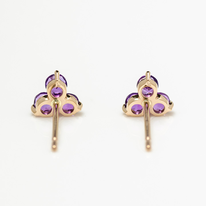 umu -アム- FINE JEWELRY STUIDIOK18 アメシスト フラワーモチーフ スタッドピアスpi0193_u.jpg