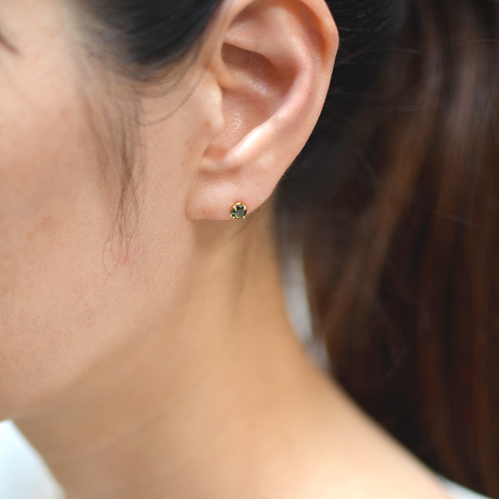 umu -アム- FINE JEWELRY STUIDIOK18 グリーントルマリン スタッドピアス 「attore」pi0196_i3.jpg
