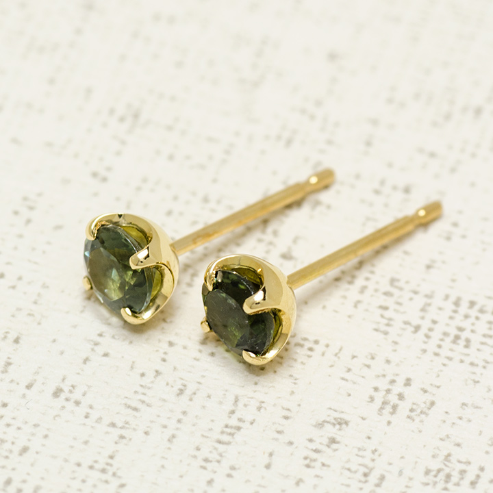 umu -アム- FINE JEWELRY STUIDIOK18 グリーントルマリン スタッドピアス 「attore」pi0196_kanban2.jpg
