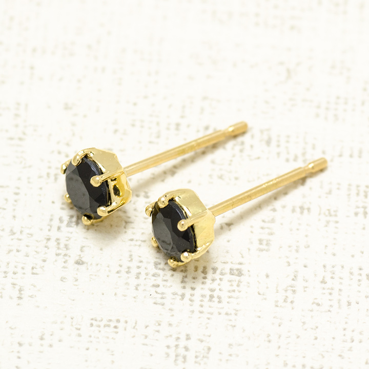 umu -アム- FINE JEWELRY STUIDIOK18 オニキス スタッドピアス 「involtare」pi0198_kanban2.jpg