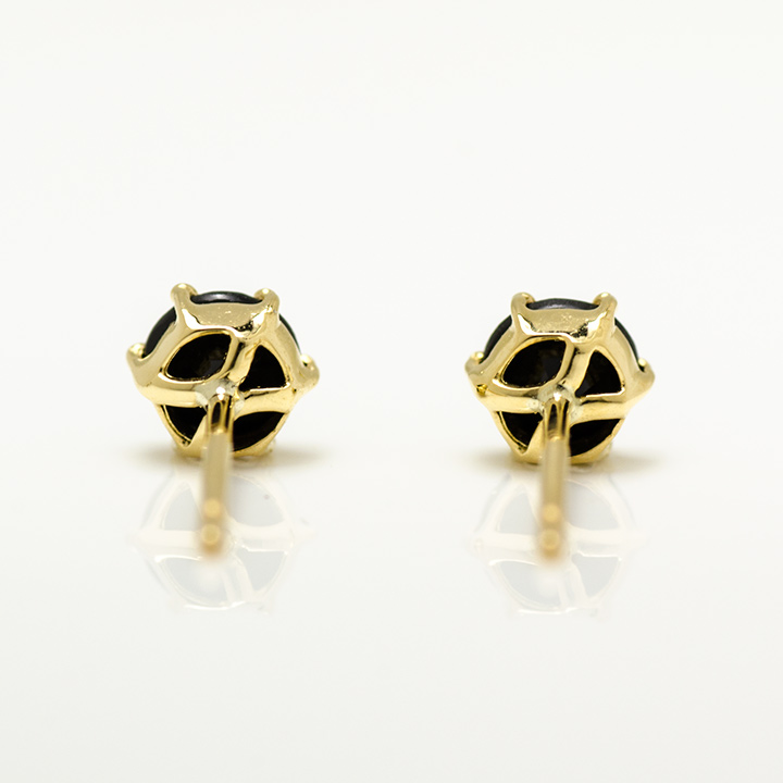 umu -アム- FINE JEWELRY STUIDIOK18 オニキス スタッドピアス 「involtare」pi0198_u.jpg