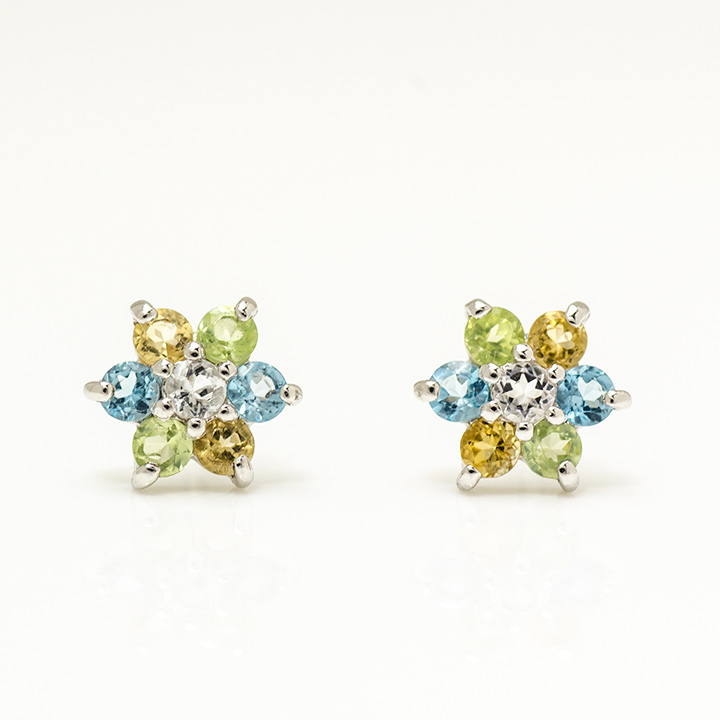 umu -アム- FINE JEWELRY STUIDIOK18 フレッシュカラー フラワーモチーフ スタッドピアスpi0199_m.jpg