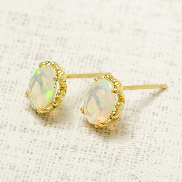 umu -アム- FINE JEWELRY STUIDIOK18 ライトオパール スタッドピアス 「fresco」pi0200_kanban2.jpg