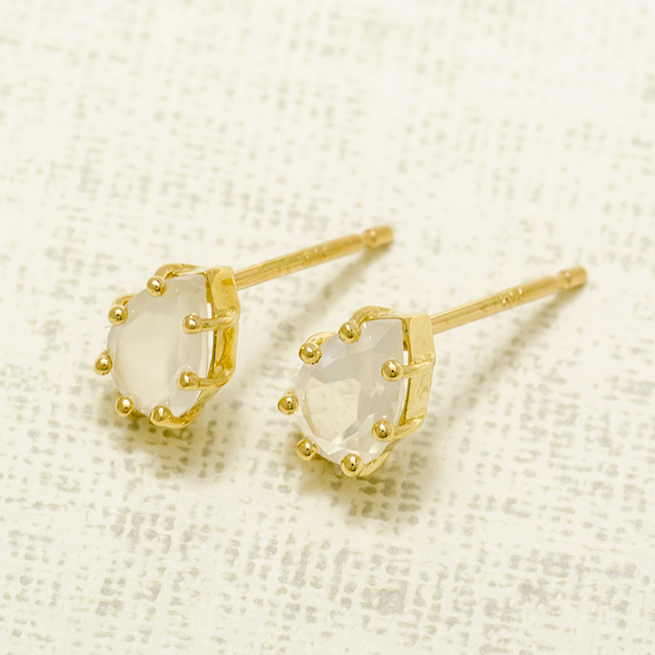 umu -アム- FINE JEWELRY STUIDIOK18 ムーンストーン スタッドピアスpi0206_kanban2.jpg