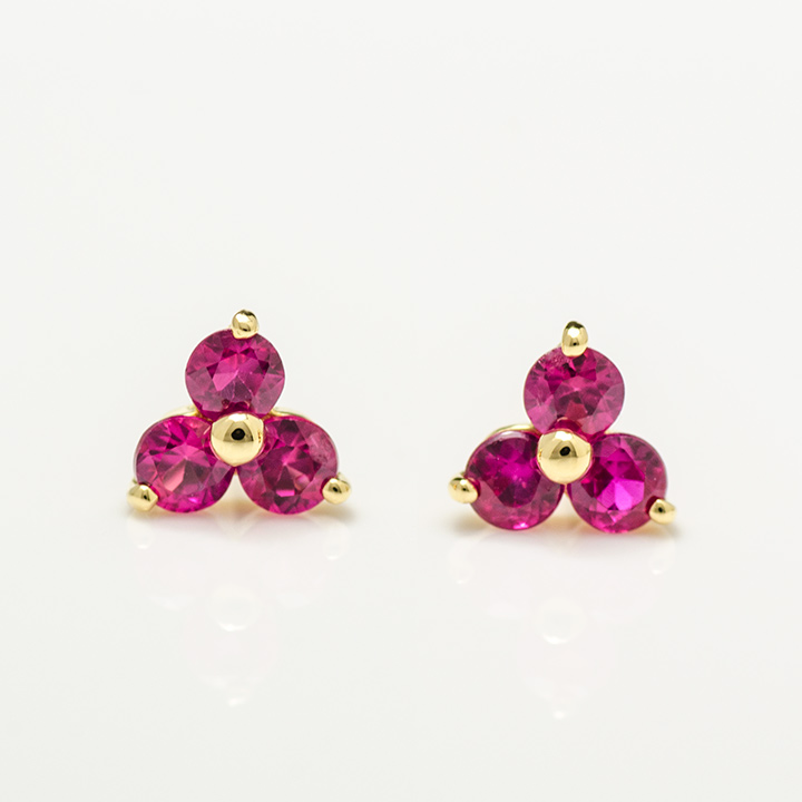 umu -アム- FINE JEWELRY STUIDIOK18 ルビー フラワーモチーフ スタッドピアスpi0208_m.jpg