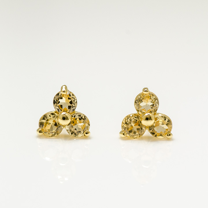 umu -アム- FINE JEWELRY STUIDIOK18 グロッシュラーライトガーネット フラワー スタッドピアスpi0215_m.jpg