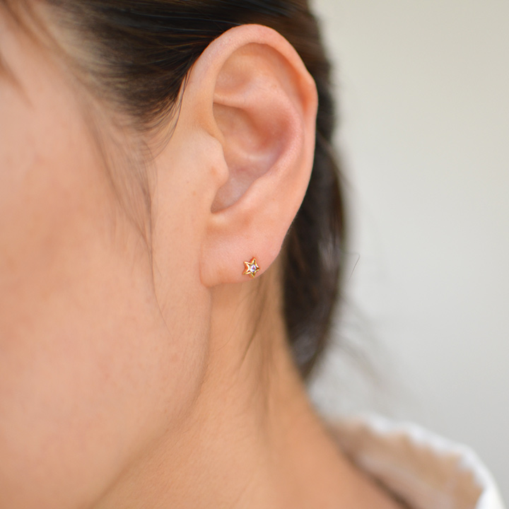 umu -アム- FINE JEWELRY STUIDIOK18 タンザナイト スターモチーフ スタッドピアスpi0219_i2.jpg