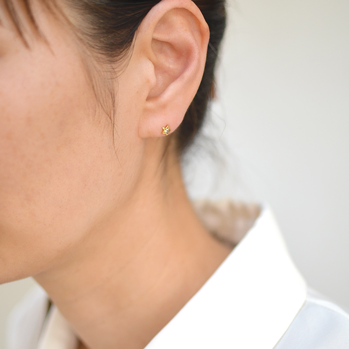 umu -アム- FINE JEWELRY STUIDIOK18 タンザナイト スターモチーフ スタッドピアスpi0219_i3.jpg