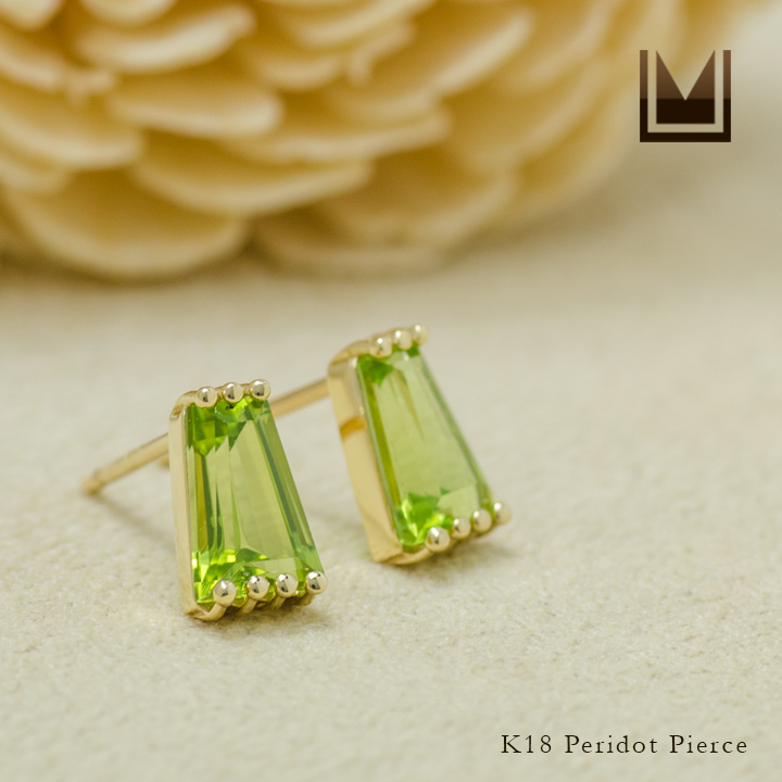 umu -アム- FINE JEWELRY STUIDIOK18 テーパーバゲット ペリドット スタッドピアスpi0222_1.jpg