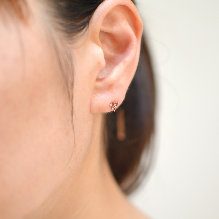 umu -アム- FINE JEWELRY STUIDIOK18 ピンクトルマリン フラワーモチーフ スタッドピアスpi0227_i2.jpg