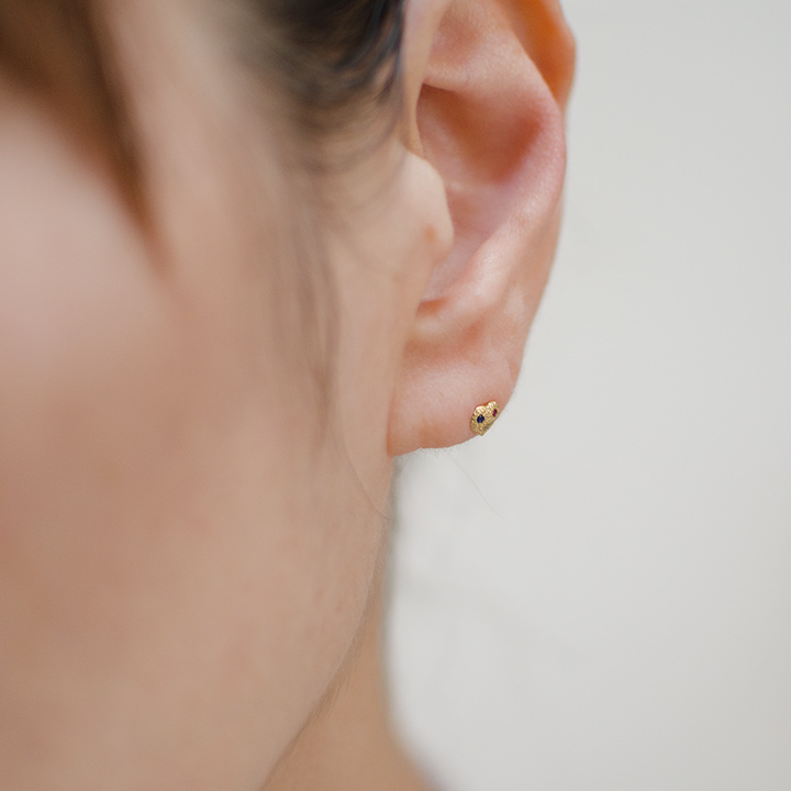 umu -アム- FINE JEWELRY STUIDIOK18 トリコロール ハートモチーフ スタッドピアス 「certo」pi0235_i2.jpg