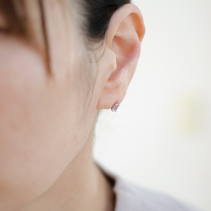 umu -アム- FINE JEWELRY STUIDIOK18 ブルームーンストーン スタッドピアス 「formella」pi0238_i2.jpg