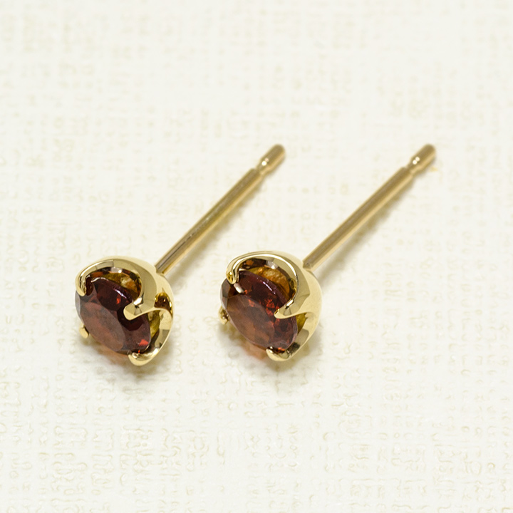 umu -アム- FINE JEWELRY STUIDIOK18 ガーネット スタッドピアス 「attore」pi0242_kanban2.jpg