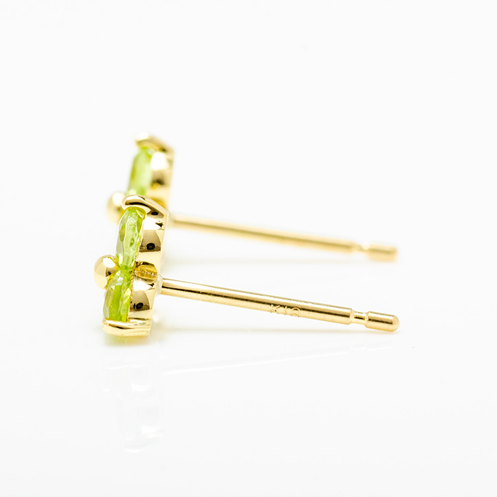 umu -アム- FINE JEWELRY STUIDIOK18 ペリドット フラワーモチーフ スタッドピアスpi0249_y.jpg