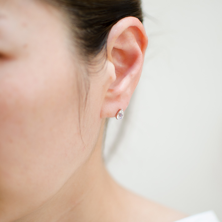 umu -アム- FINE JEWELRY STUIDIOK18 ブルームーンストーン スタッドピアス 「adulto」pi0253_i2.jpg