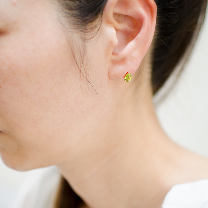 umu -アム- FINE JEWELRY STUIDIOK18 ペリドット スタッドピアス 「adulto」pi0254_i3.jpg