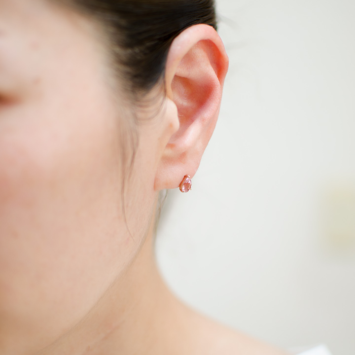 umu -アム- FINE JEWELRY STUIDIOK18 ピンクトルマリン スタッドピアス 「adulto」pi0255_i2.jpg