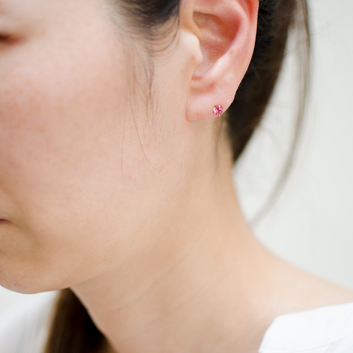 umu -アム- FINE JEWELRY STUIDIOK18 ピンクトルマリン スタッドピアス 「attore」pi0257_i3.jpg