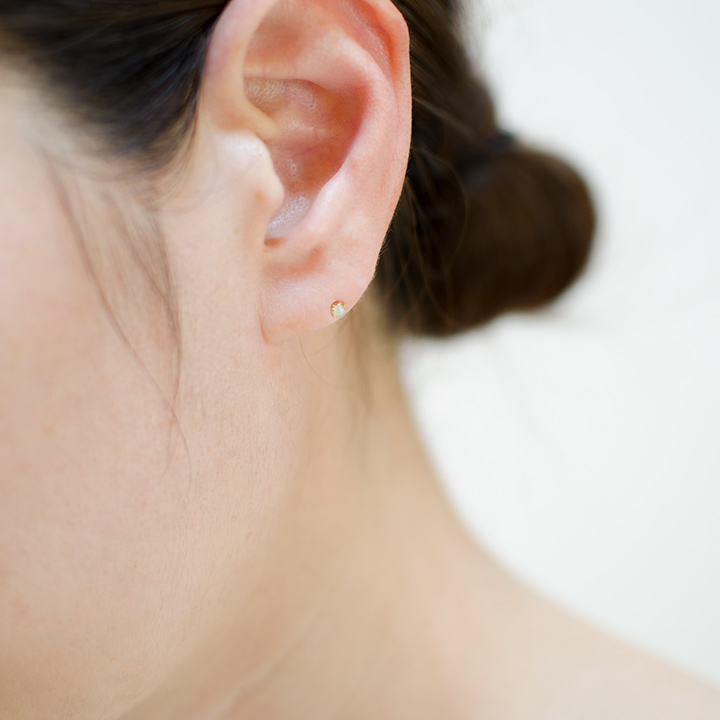 umu -アム- FINE JEWELRY STUIDIOK18 クリソベリルキャッツアイ スタッドピアスpi0258_i3.jpg