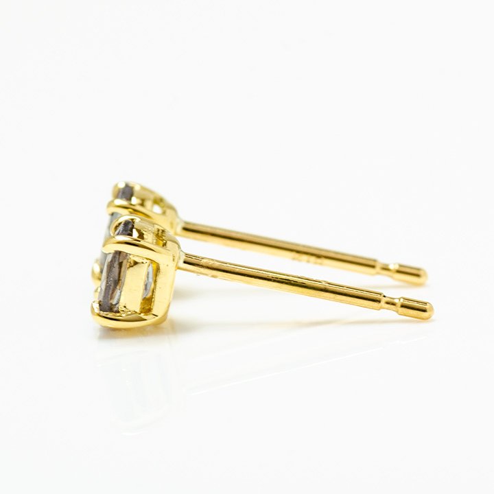 umu -アム- FINE JEWELRY STUIDIOK18 カラーチェンジガーネット スタッドピアスpi0259_y.jpg