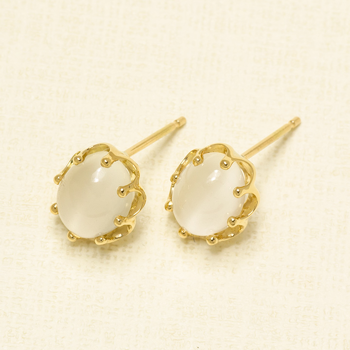 umu -アム- FINE JEWELRY STUIDIOK18 ムーンストーン スタッドピアスpi0262_kanban2.jpg