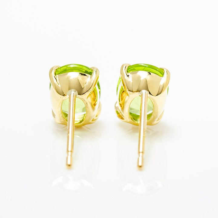 umu -アム- FINE JEWELRY STUIDIOK18 ペリドット スタッドピアスpi0273_u.jpg