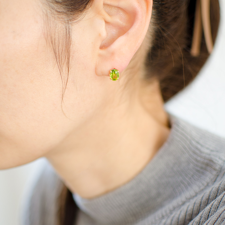umu -アム- FINE JEWELRY STUIDIOペリドット スタッドピアスpi0278_i3.jpg