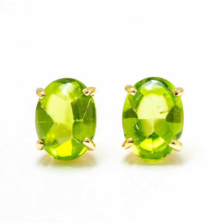 umu -アム- FINE JEWELRY STUIDIOペリドット スタッドピアスpi0278_m.jpg
