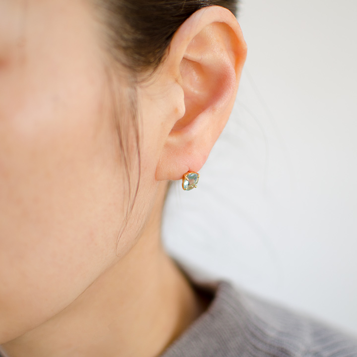 umu -アム- FINE JEWELRY STUIDIOブルートパーズ スタッドピアスpi0279_i2.jpg