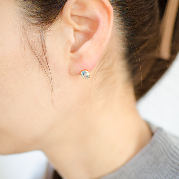 umu -アム- FINE JEWELRY STUIDIOブルートパーズ スタッドピアスpi0279_i3.jpg