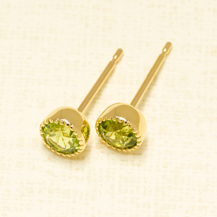 umu -アム- FINE JEWELRY STUIDIOペリドット スタッドピアス 「epica」pi0285_kanban2.jpg