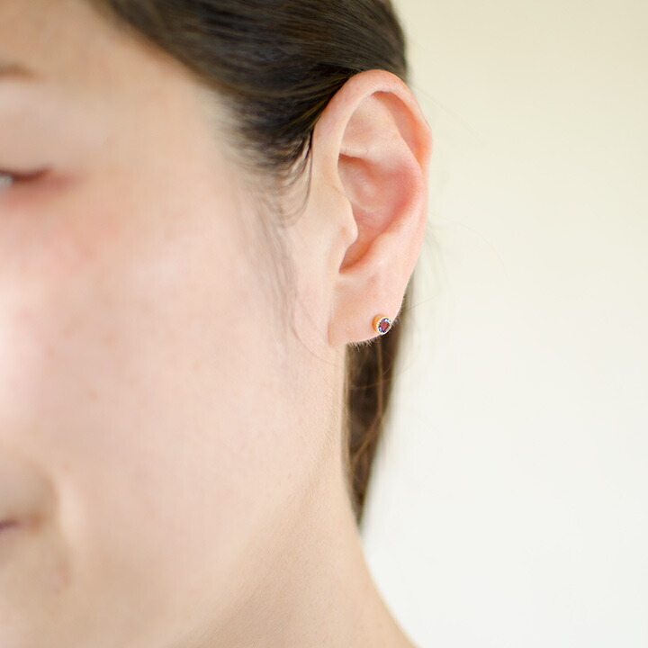 umu -アム- FINE JEWELRY STUIDIOロンドンブルートパーズ スタッドピアス 「epica」pi0292_i2.jpg