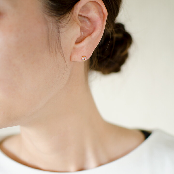 umu -アム- FINE JEWELRY STUIDIOホワイトトパーズ スタッドピアス 「epica」pi0310_i3.jpg