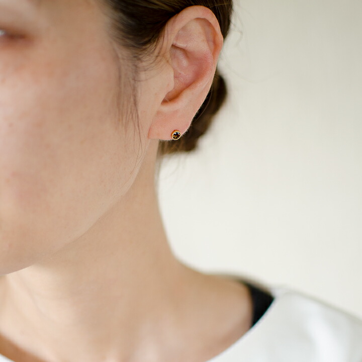 umu -アム- FINE JEWELRY STUIDIOスモーキークォーツ スタッドピアス 「epica」pi0311_i3.jpg
