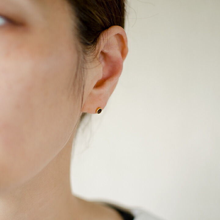 umu -アム- FINE JEWELRY STUIDIOオニキス スタッドピアス 「epica」pi0312_i2.jpg