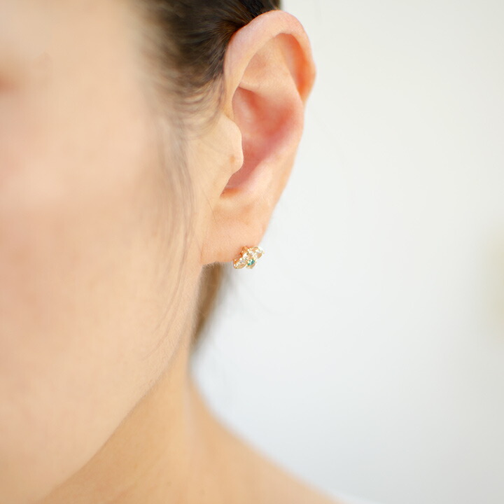 umu -アム- FINE JEWELRY STUIDIOホワイトトパーズ ミントグリーンキュービックジルコニア スタッドピアスpi0313_i2.jpg