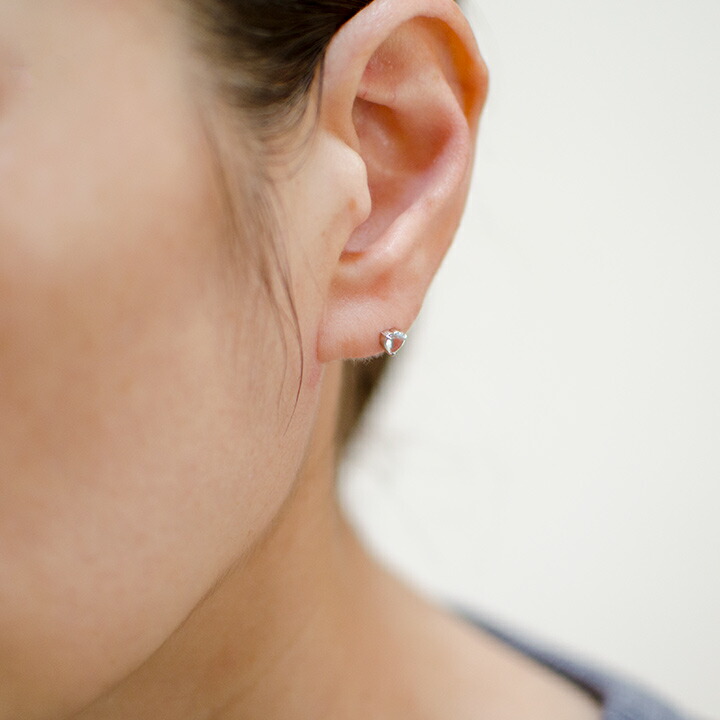 umu -アム- FINE JEWELRY STUIDIOアクアマリン ハート スタッドピアスpi0318_i2.jpg