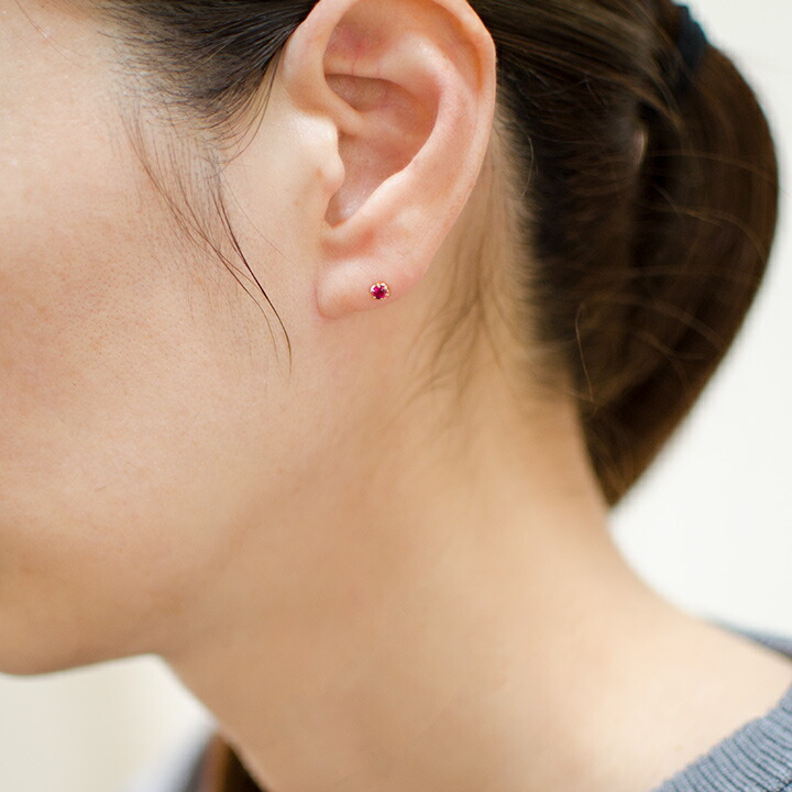 umu -アム- FINE JEWELRY STUIDIO非加熱ルビー スタッドピアスpi0319_i3.jpg