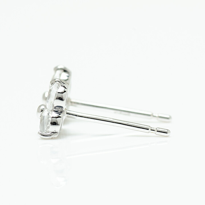 umu -アム- FINE JEWELRY STUIDIOホワイトトパーズ フラワーモチーフ スタッドピアスpi0328_y.jpg