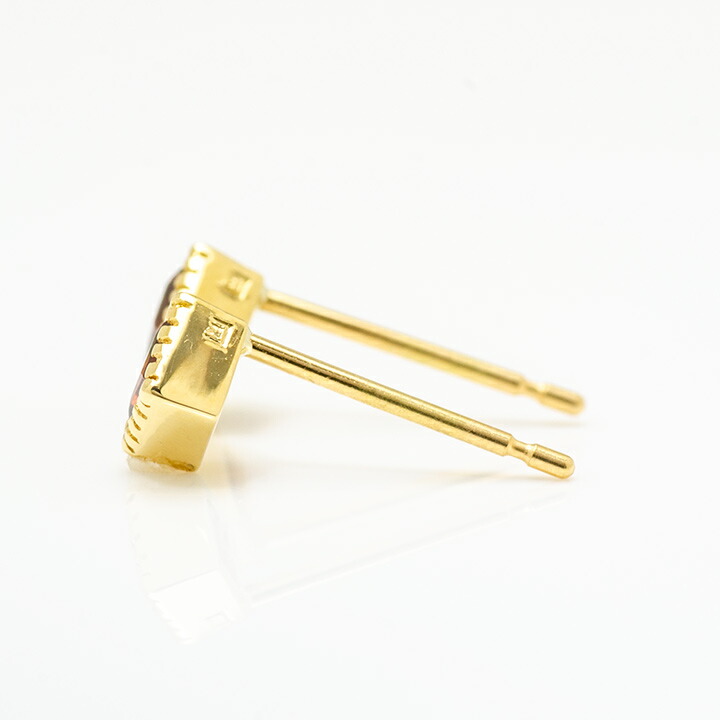 umu -アム- FINE JEWELRY STUIDIOガーネット スタッドピアス 「asso」pi0333_y.jpg