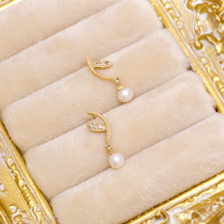 umu -アム- FINE JEWELRY STUIDIO淡水パール ダイヤモンド スタッドピアスpi0349_kanban2.jpg