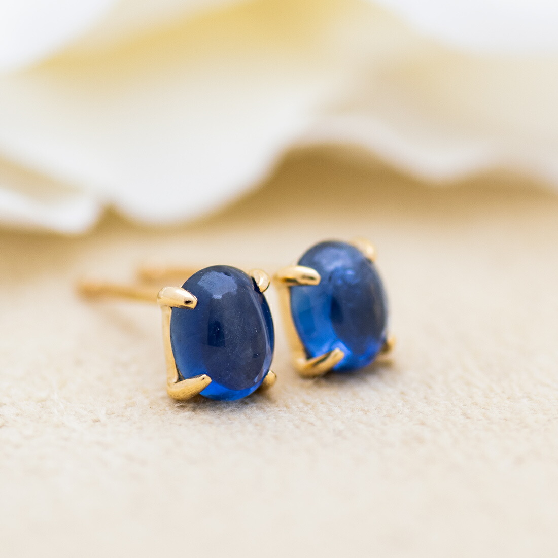 umu -アム- FINE JEWELRY STUIDIOカボション ブルーサファイア スタッドピアス 「leale」pi0351_1.jpg