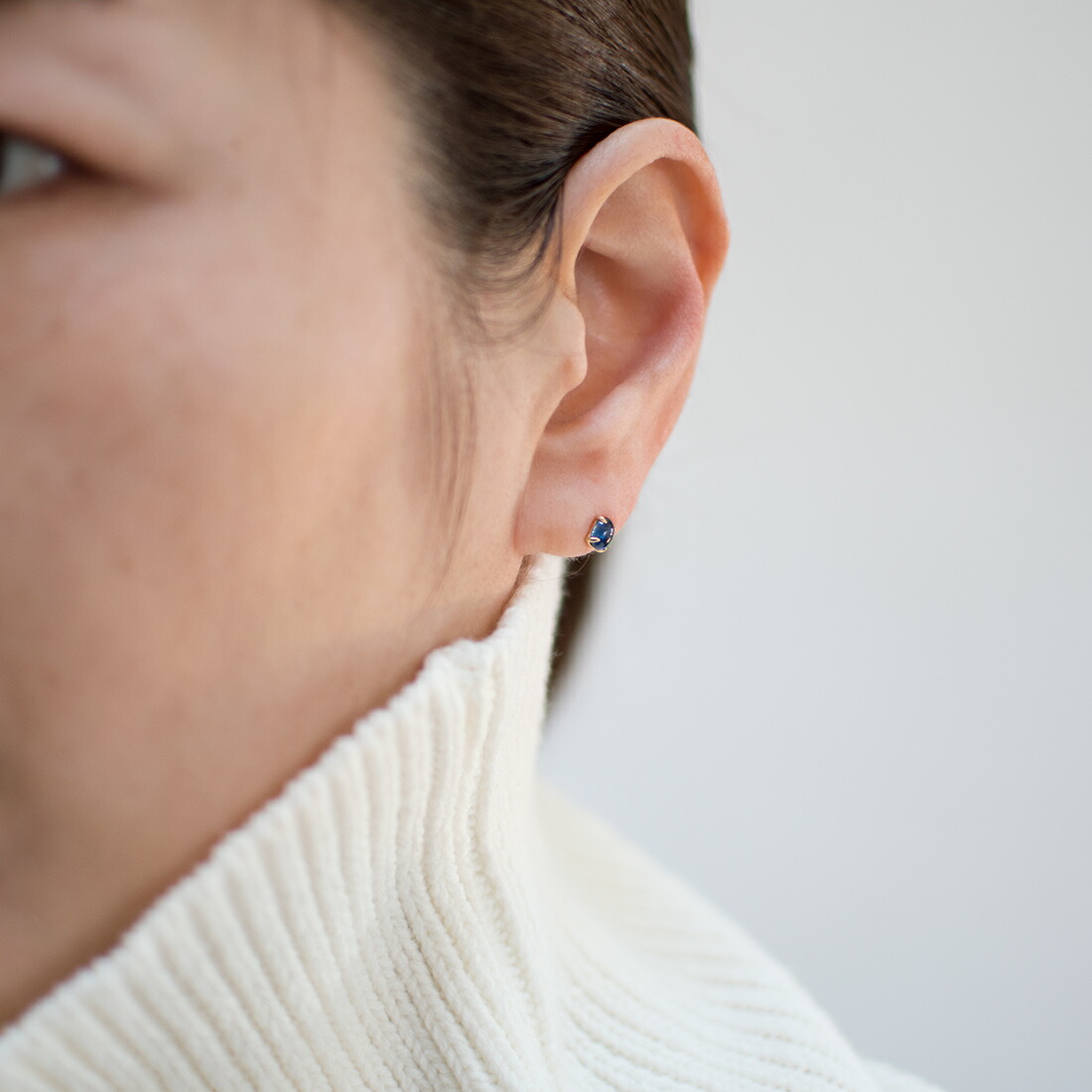 umu -アム- FINE JEWELRY STUIDIOカボション ブルーサファイア スタッドピアス 「leale」pi0351_i2.jpg