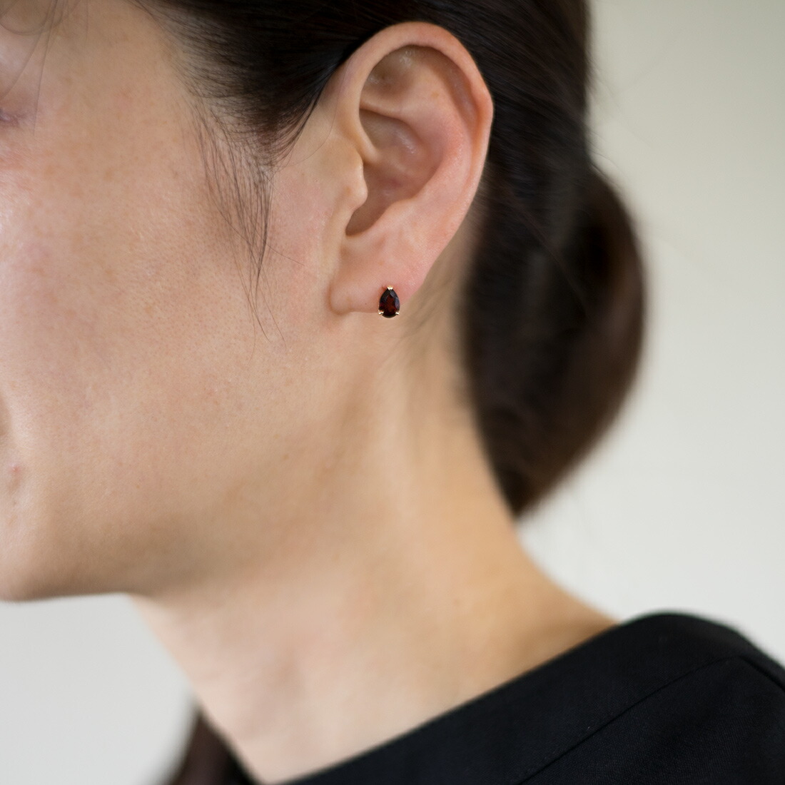 umu -アム- FINE JEWELRY STUIDIOガーネット スタッドピアス 「adulto」pi0356_i3.jpg