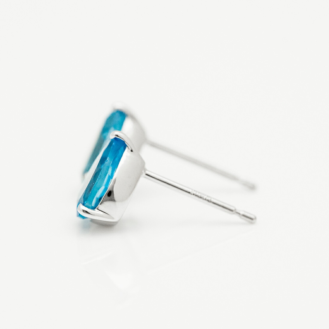 umu -アム- FINE JEWELRY STUIDIOブルートパーズ スタッドピアス 「adulto」pi0358_y.jpg