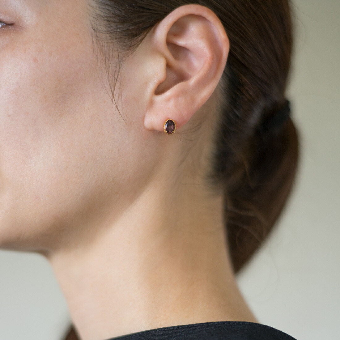 umu -アム- FINE JEWELRY STUIDIOカラーチェンジガーネット スタッドピアス 「fresco」pi0359_i3.jpg