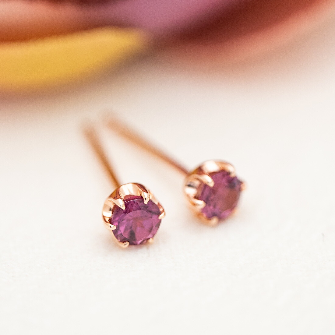 umu -アム- FINE JEWELRY STUIDIOロードライトガーネット スタッドピアスpi0360_1.jpg